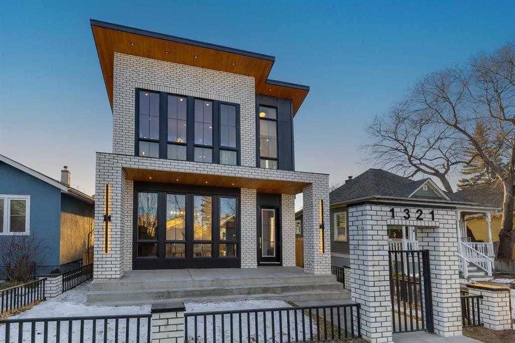 1321 10 Avenue SE, Calgary — photo 2 of 50
