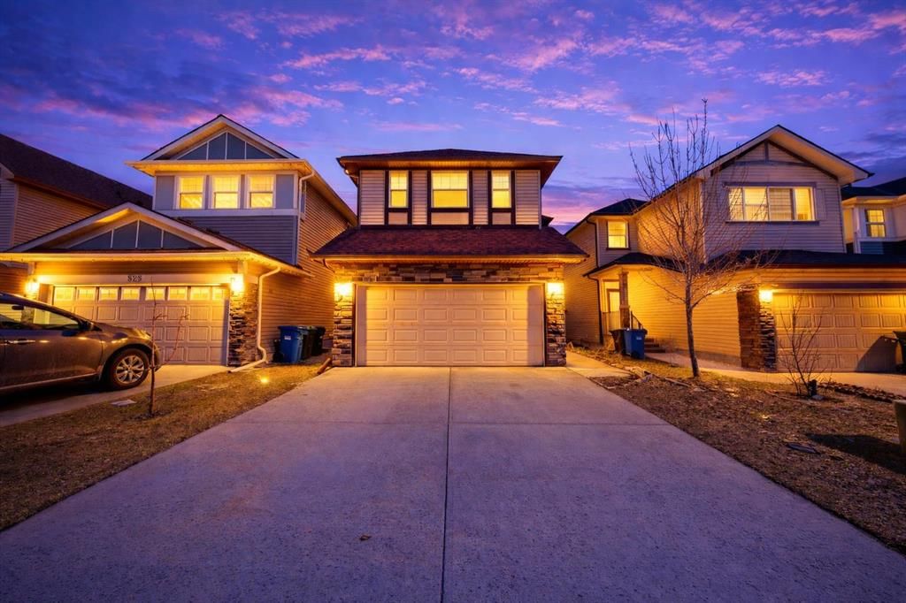 529 Saddlelake Drive NE, Calgary — main listing photo