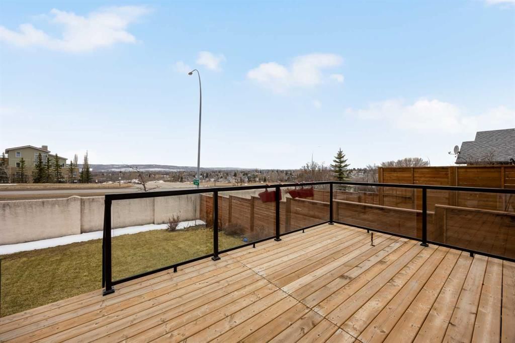 166 Tuscarora Close NW, Calgary — photo 2 of 50
