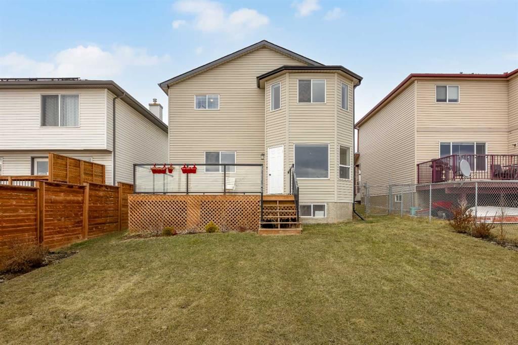 166 Tuscarora Close NW, Calgary — photo 4 of 50