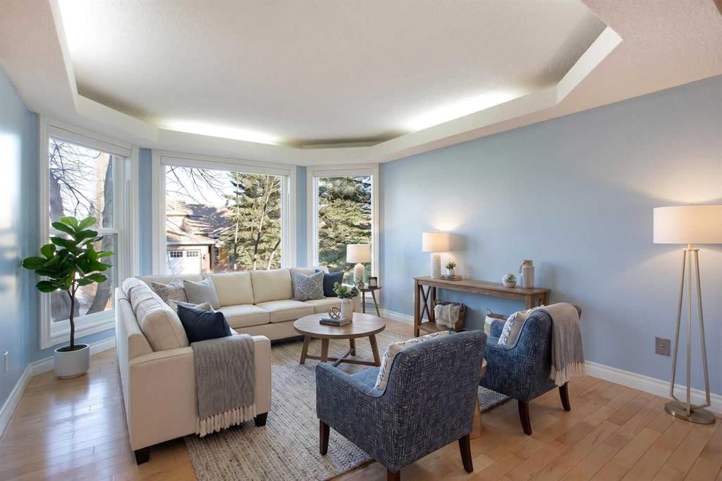 31 Signal Hill Way SW, Calgary — photo 4 of 42