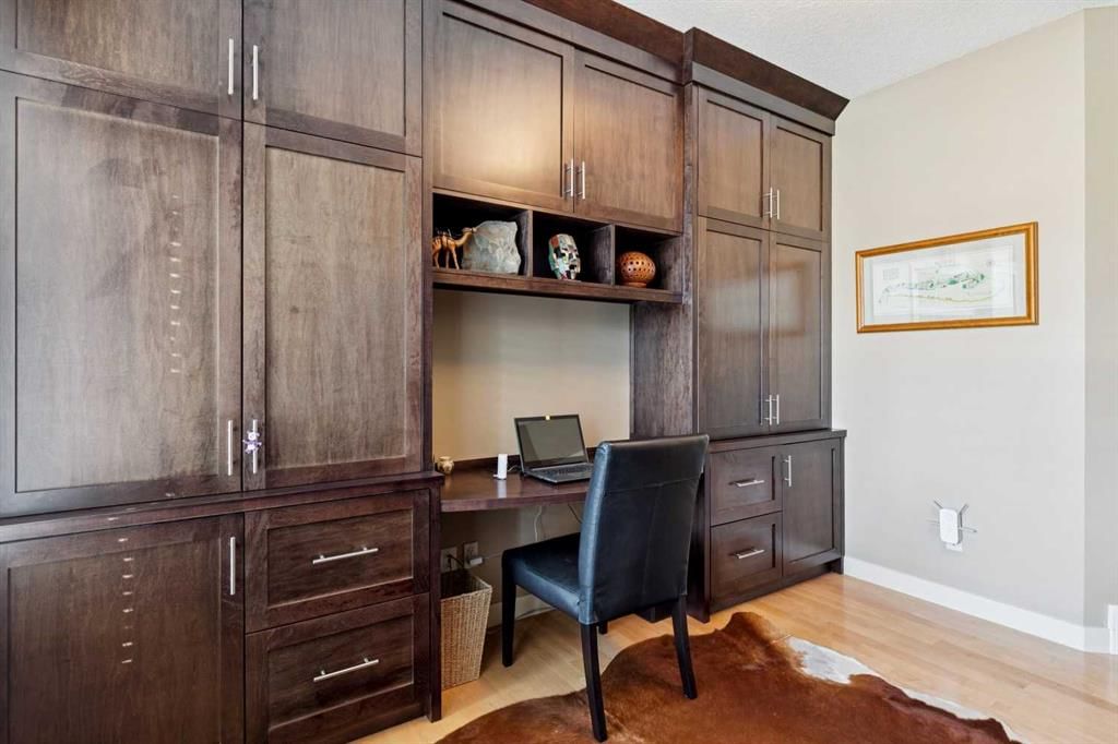 44 Aspen Summit Drive SW, Calgary — photo 4 of 50