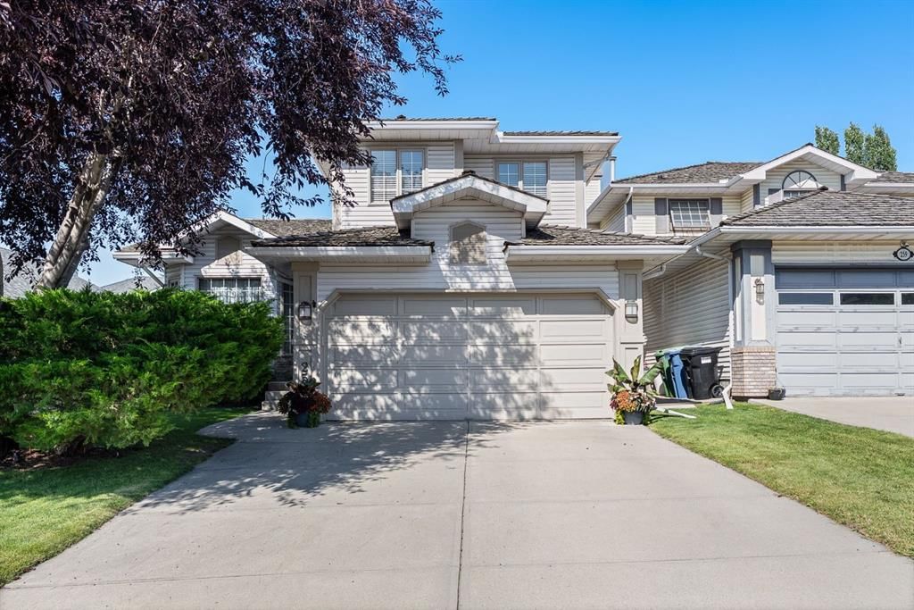 255 Douglas Woods Drive SE, Calgary — main listing photo