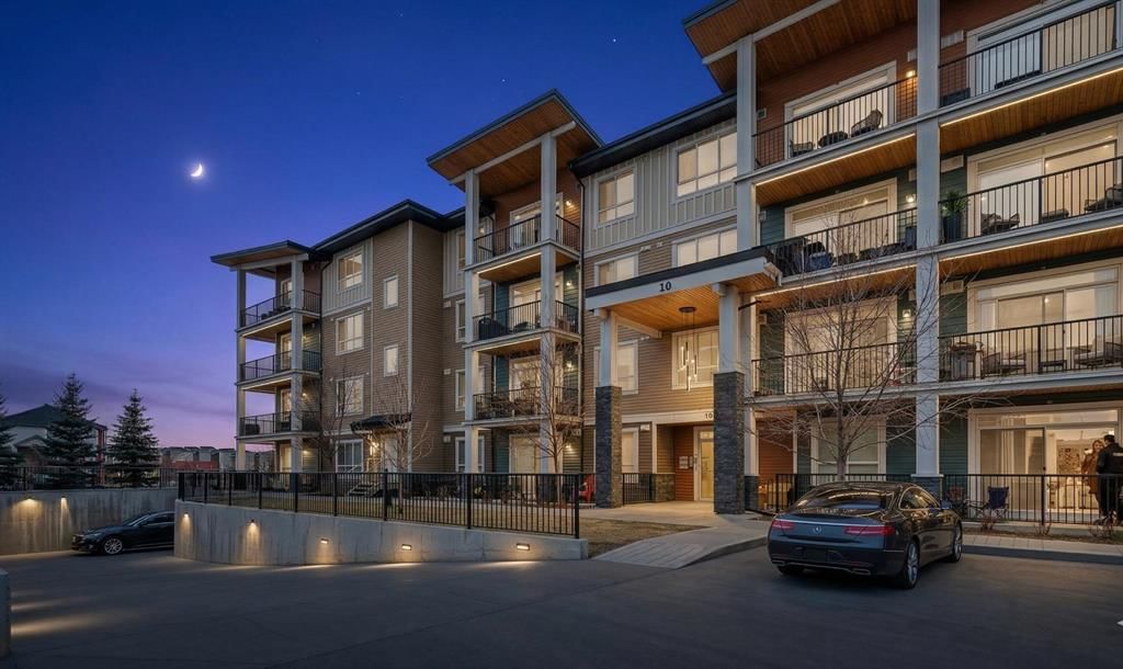 304, 10 WALGROVE Walk SE, Calgary — photo 3 of 33
