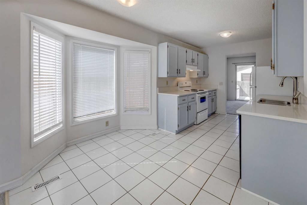 71 Beddington Rise NE, Calgary — photo 5 of 32