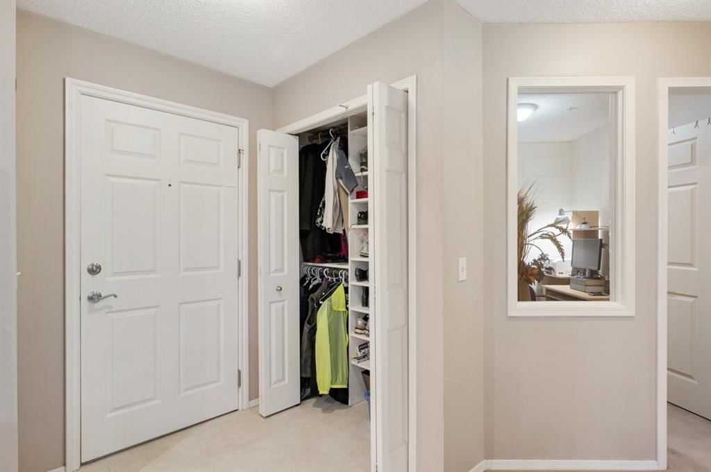 2218, 950 Arbour Lake Road NW, Calgary — photo 2 of 20