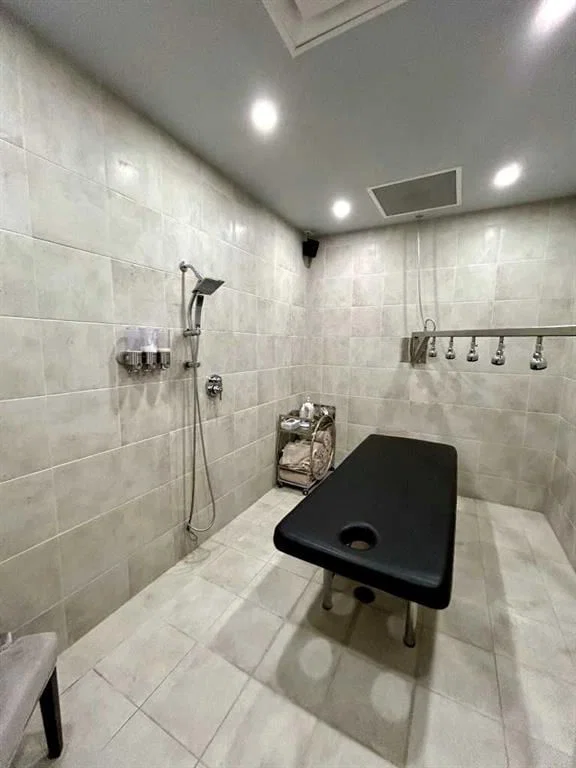 100 Mission Road SW, Calgary — photo 5 of 15