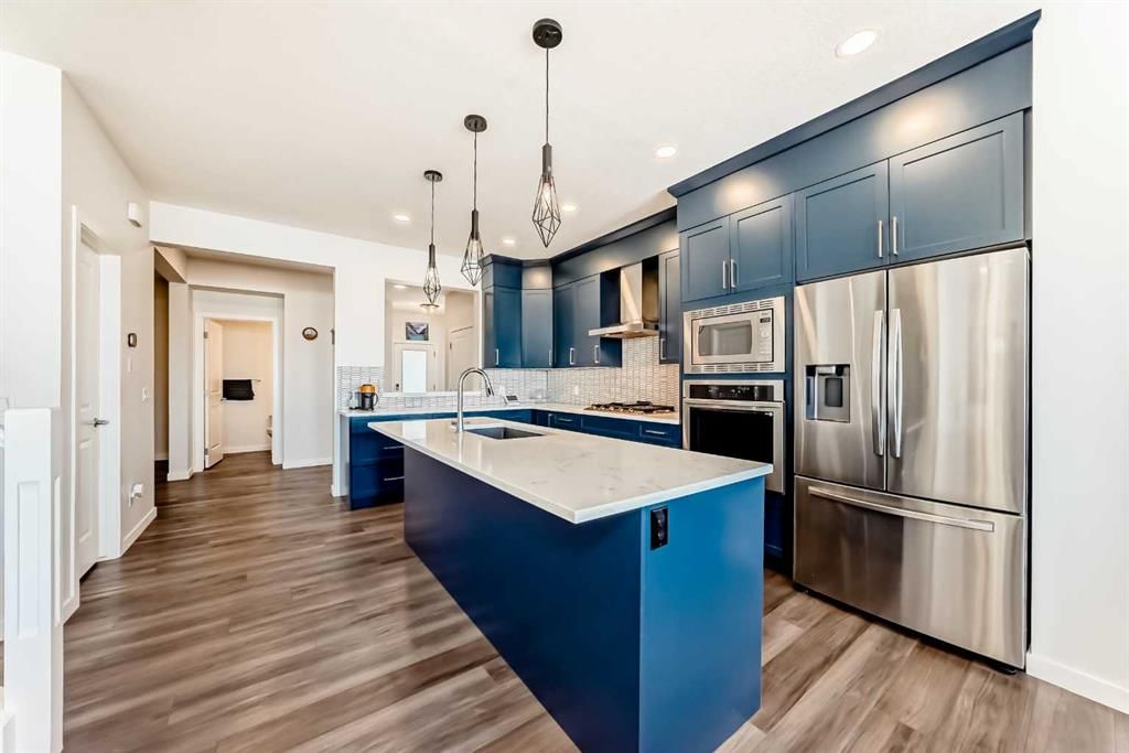 82 Magnolia Court SE, Calgary — photo 3 of 39