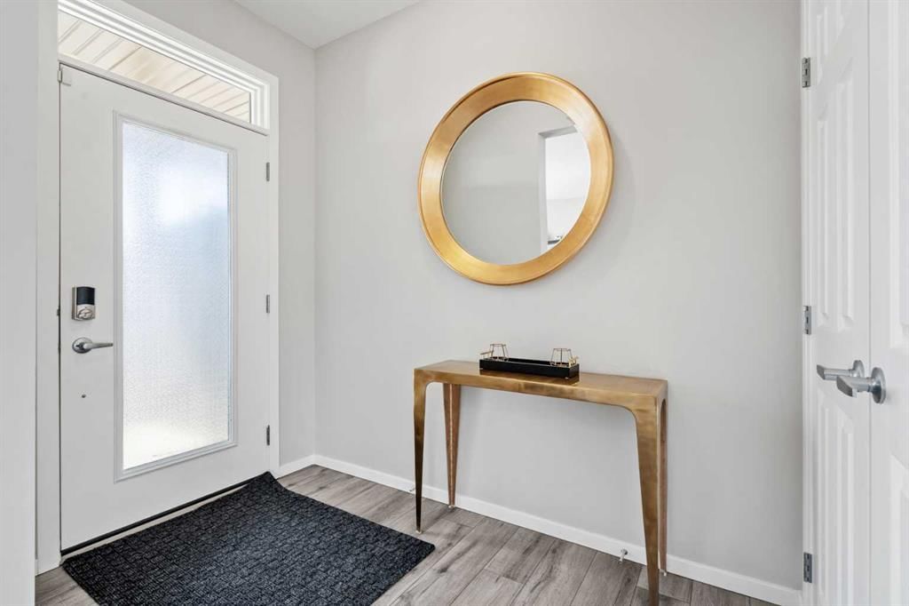 171 Carringham Road NW, Calgary — photo 3 of 38