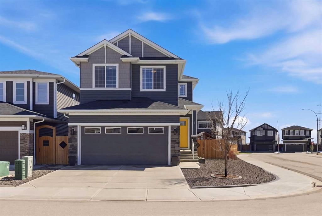 7 Evansglen Park NW, Calgary — photo 2 of 49