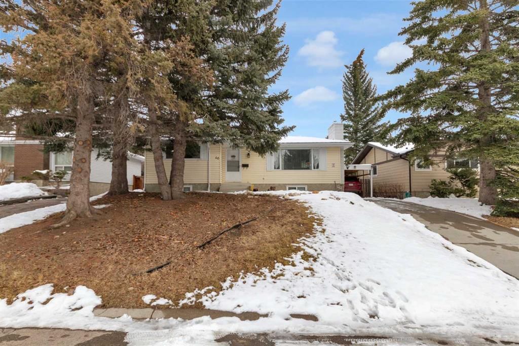60 Dalhurst Way NW, Calgary — main listing photo