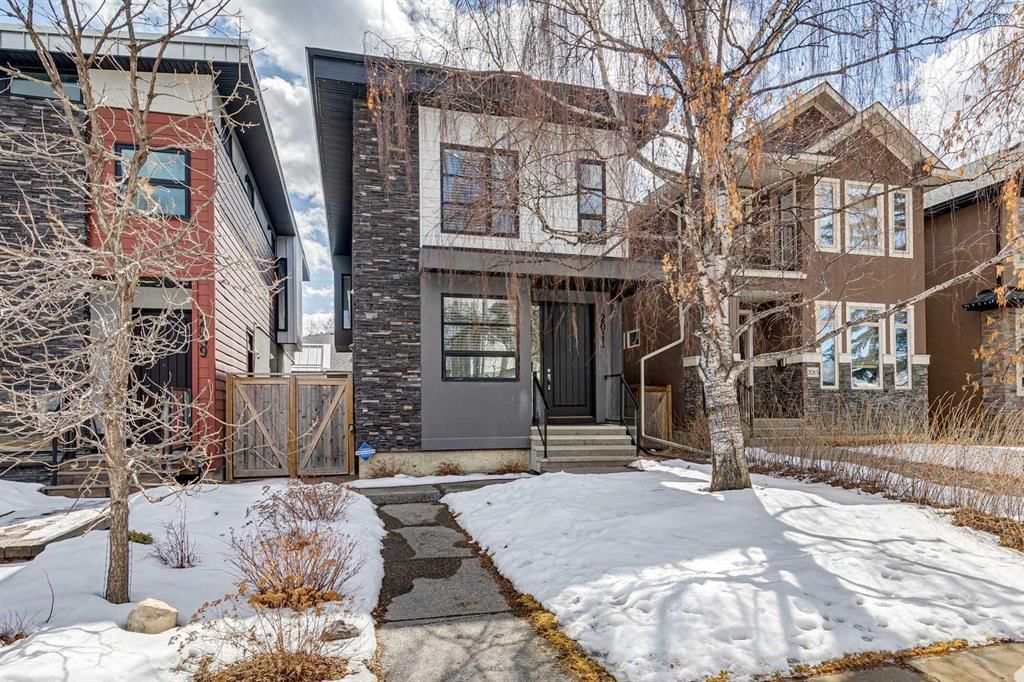 2011 48 Avenue SW, Calgary — main listing photo