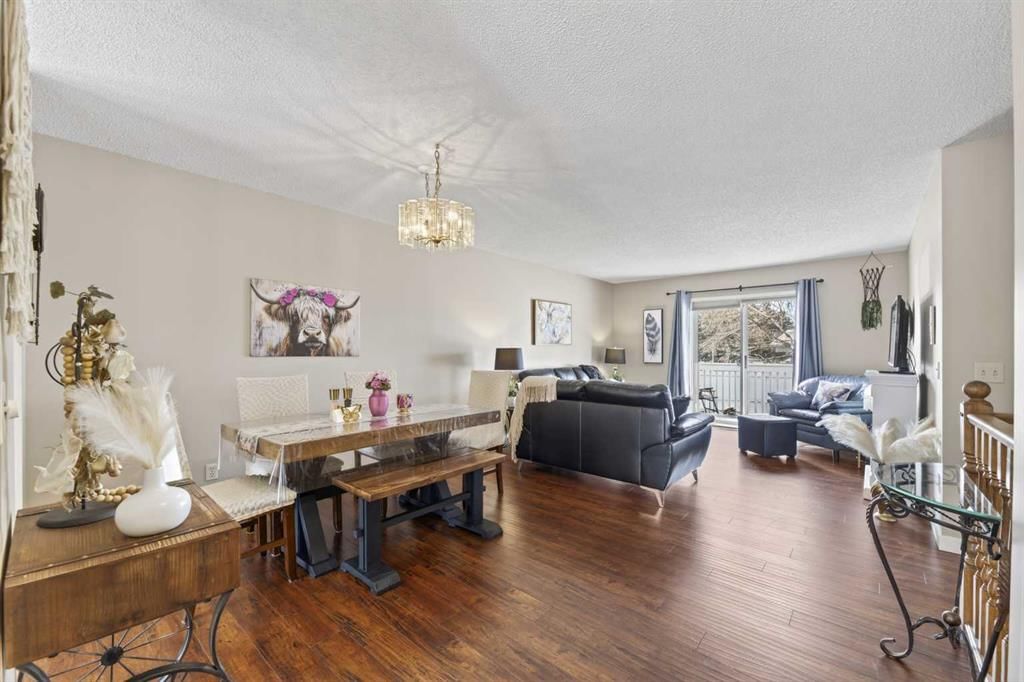 24 Deer Ridge Close SE, Calgary — photo 4 of 40