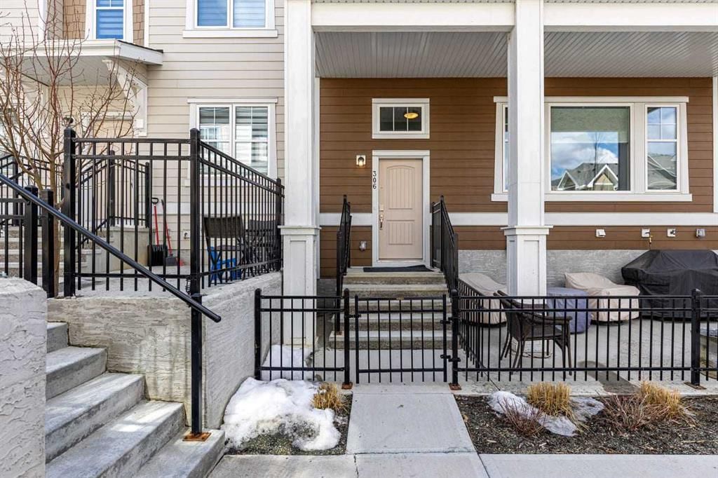 306 Cranbrook Walk SE, Calgary — photo 2 of 37