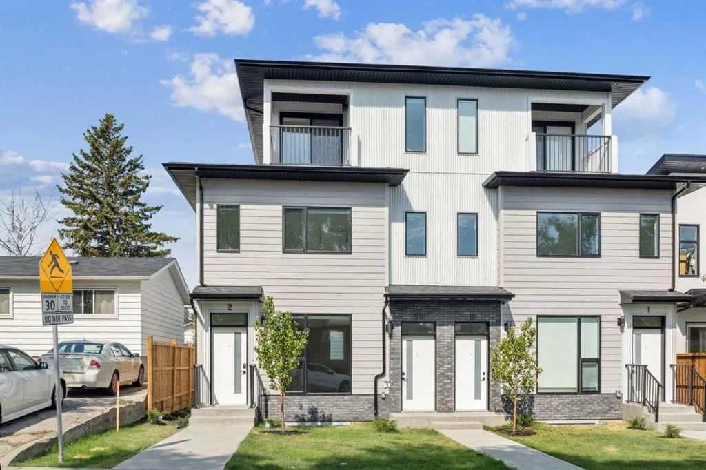 2831 36 Street SW, Calgary — photo 2 of 32