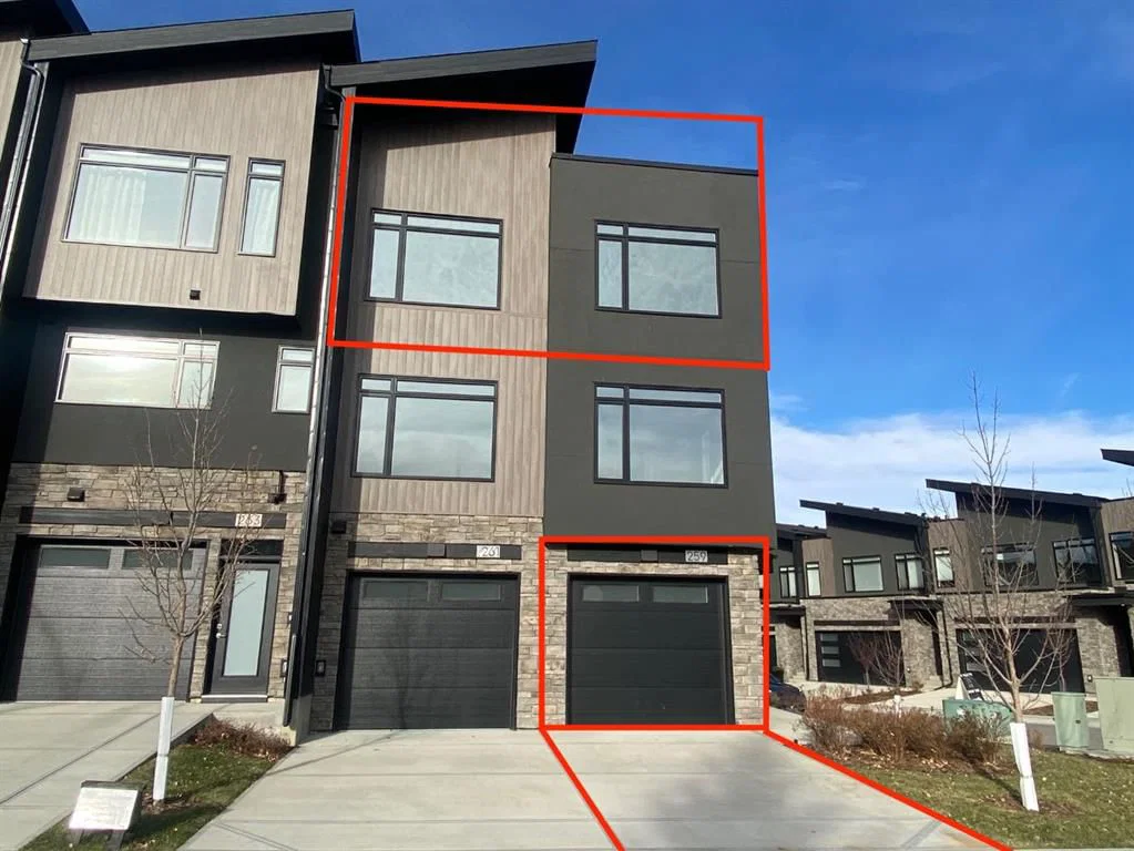259 Royal Elm Road NW, Calgary — main listing photo