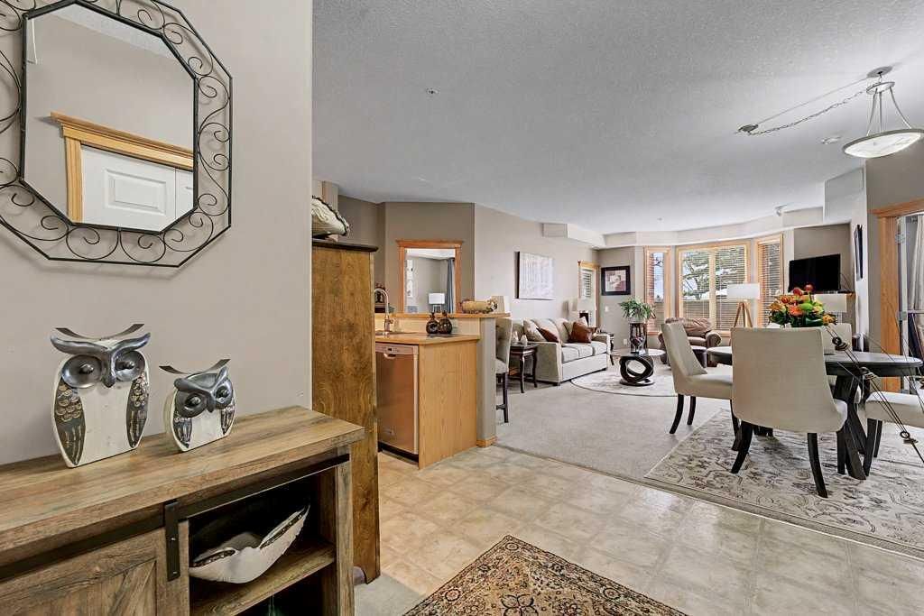 139, 15 Everstone Drive SW, Calgary — photo 3 of 37