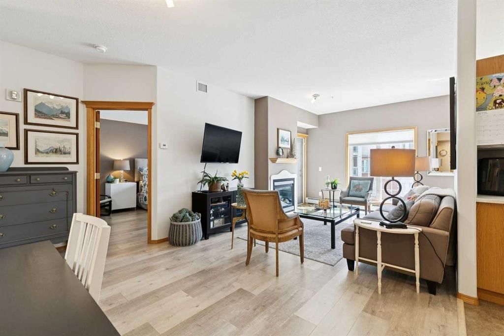 221, 223 Tuscany Springs Boulevard NW, Calgary — photo 3 of 48