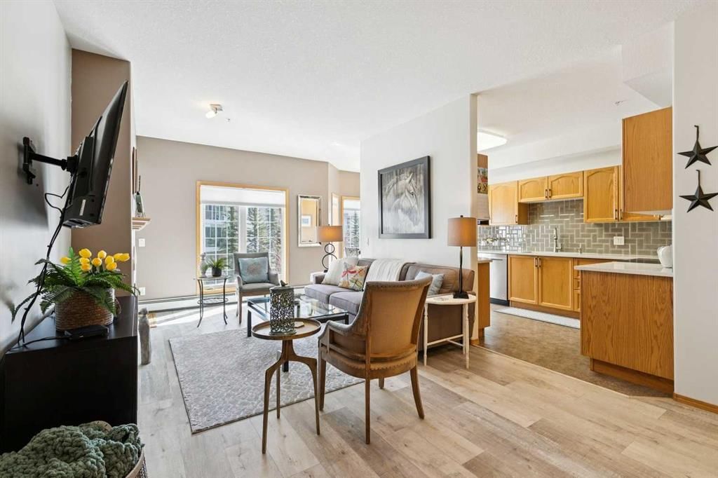 221, 223 Tuscany Springs Boulevard NW, Calgary — photo 5 of 48