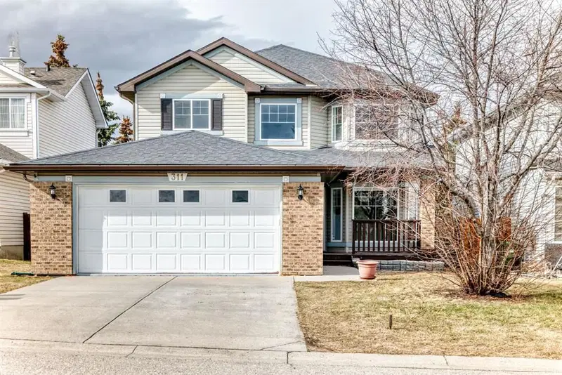 311 Rocky Ridge Cove NW, Calgary — main listing photo