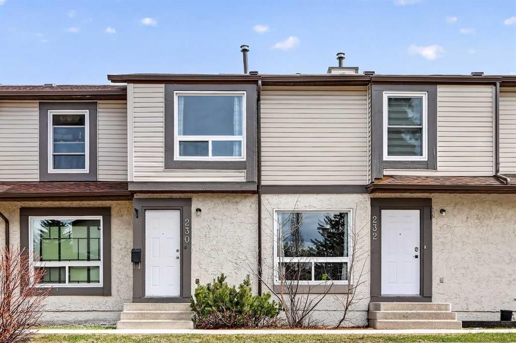 230 Deerpoint Lane SE, Calgary — main listing photo