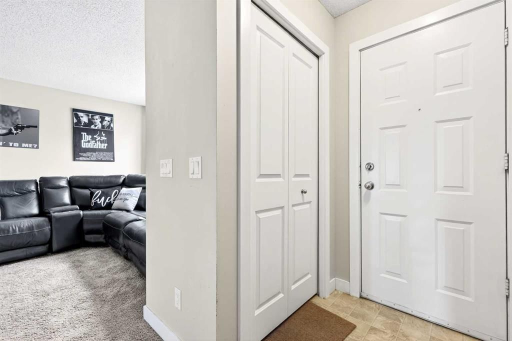230 Deerpoint Lane SE, Calgary — photo 2 of 26