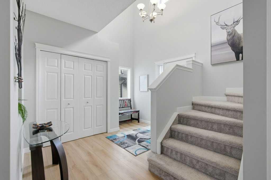 129 Cranfield Green SE, Calgary — photo 3 of 49