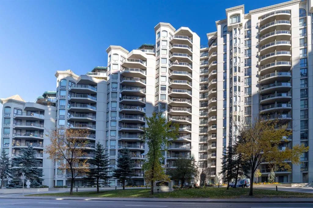 404, 1108 6 Avenue SW, Calgary — main listing photo