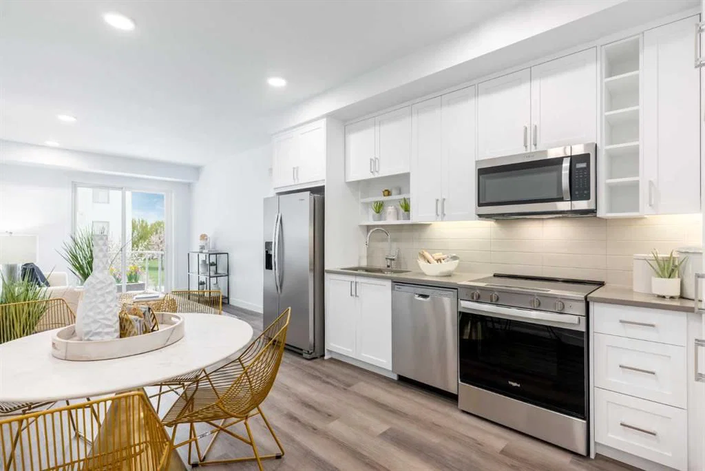 301, 3107 Warren Street NW, Calgary — recently sold condo