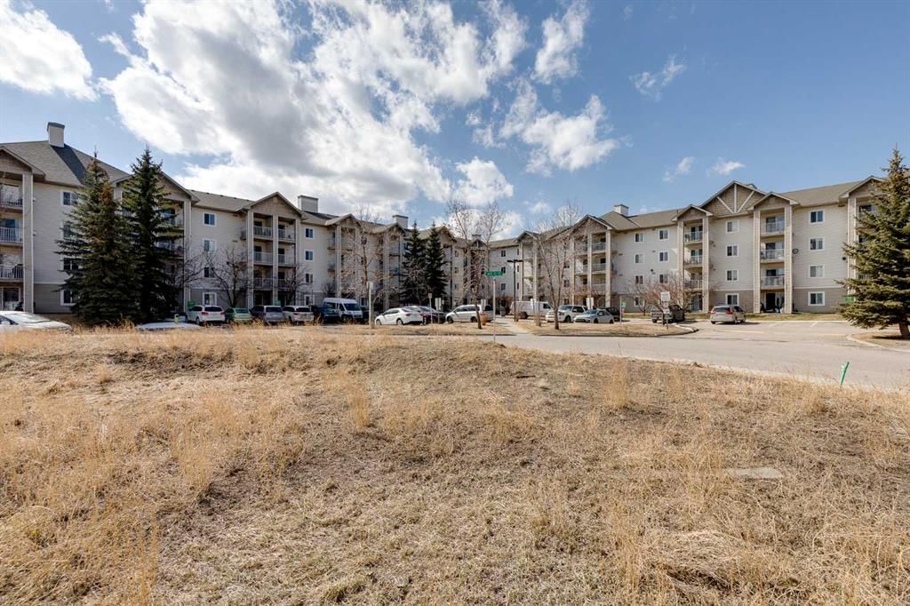 241, 1717 60 Street SE, Calgary — main listing photo