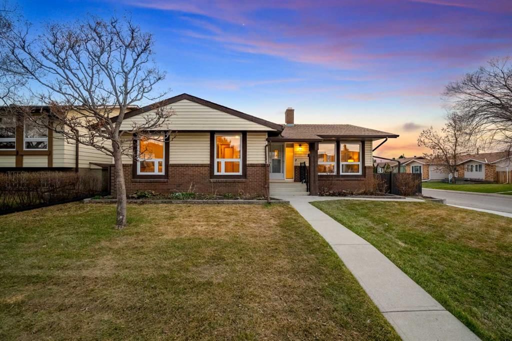 479 Templevale Drive NE, Calgary — photo 2 of 50