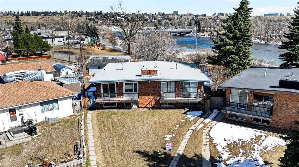 6348 Bowmont Crescent NW, Calgary — photo 2 of 43