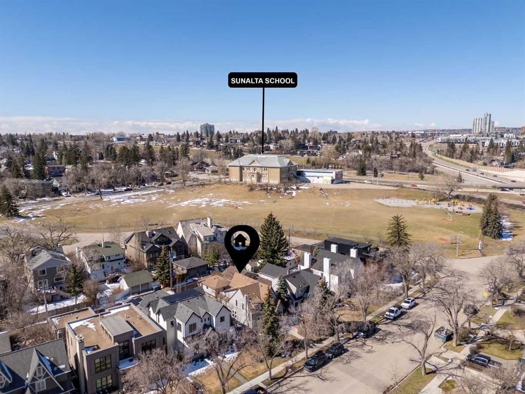 433 Scarboro Avenue SW, Calgary — photo 3 of 50