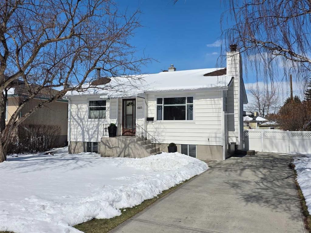610 22 Avenue NE, Calgary — main listing photo
