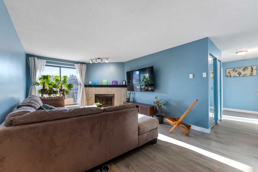 3301, 13045 6 Street SW, Calgary — photo 3 of 32