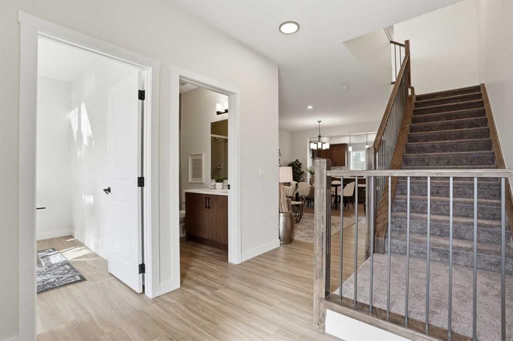 72 Buffaloberry Manor SE, Calgary — photo 2 of 33