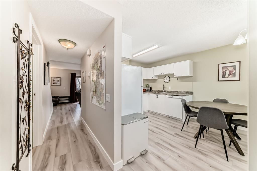 2, 6503 Ranchview Drive NW, Calgary — photo 4 of 36