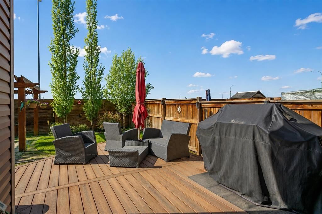 204 Walden Parade SE, Calgary — photo 3 of 29