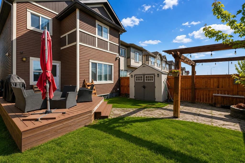 204 Walden Parade SE, Calgary — photo 4 of 29