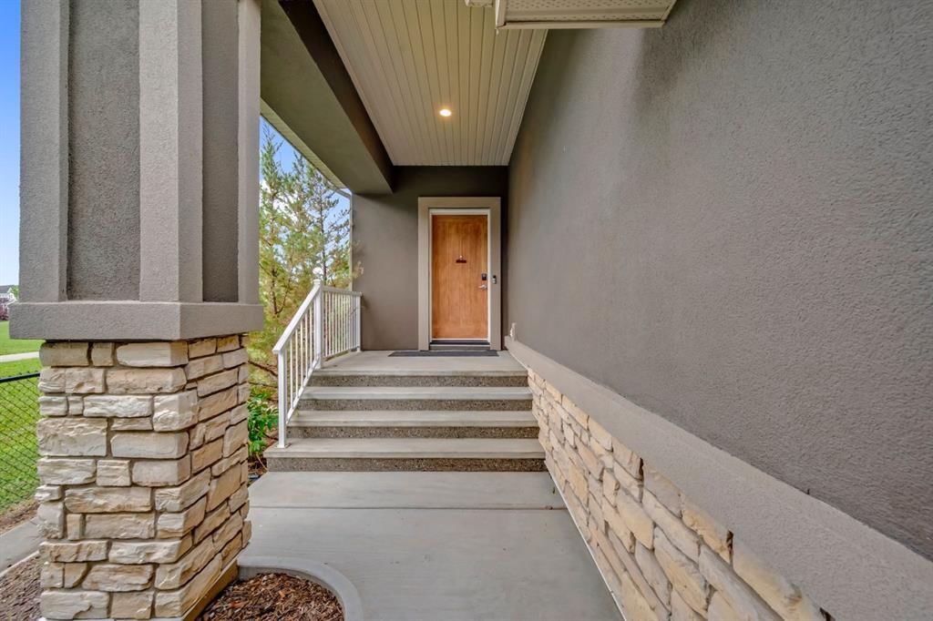 233 Cranarch Common SE, Calgary — photo 3 of 44
