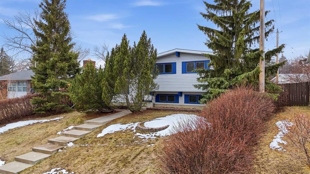 107 Nottingham Road, Calgary — photo 2 of 48