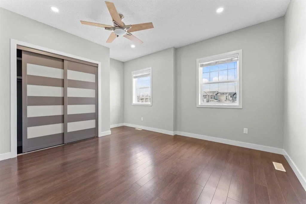 28 Panamount Lane NW, Calgary — photo 4 of 21