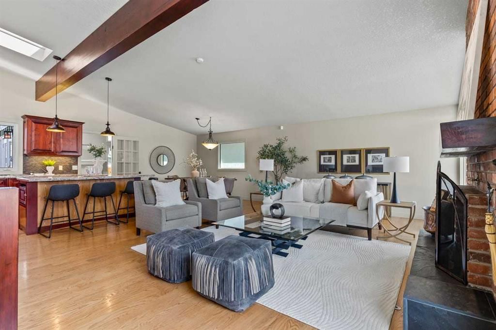 36 Lake Twintree Place SE, Calgary — photo 3 of 50