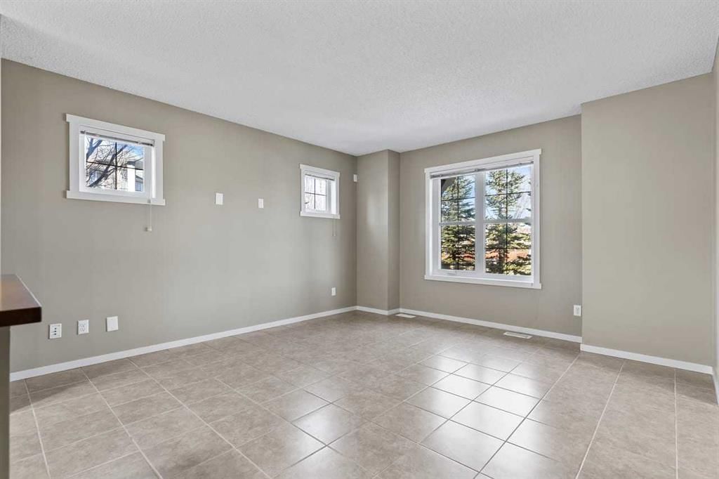 150 Mahogany Boulevard SE, Calgary — photo 5 of 43