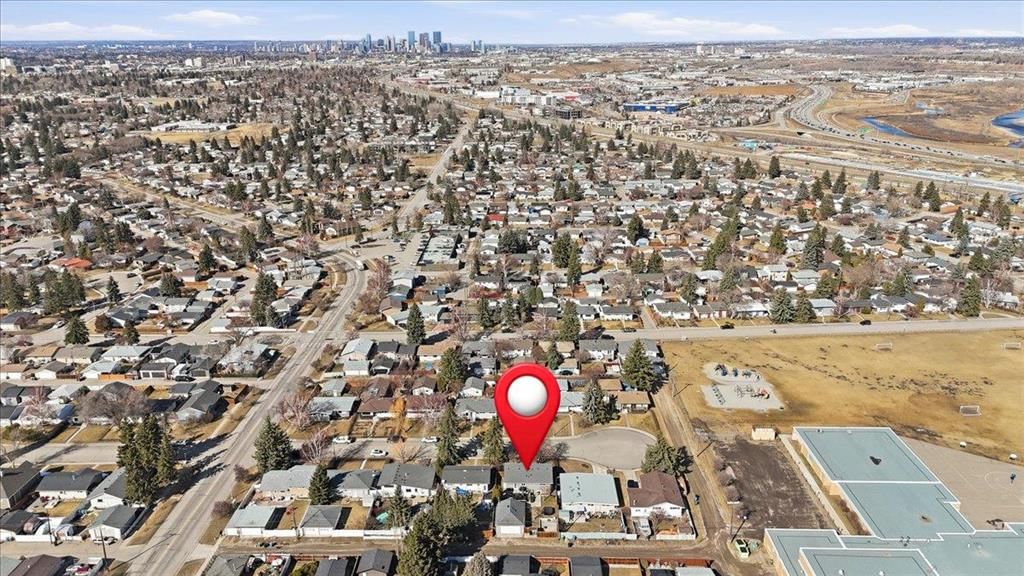 719 Allden Place SE, Calgary — photo 2 of 34