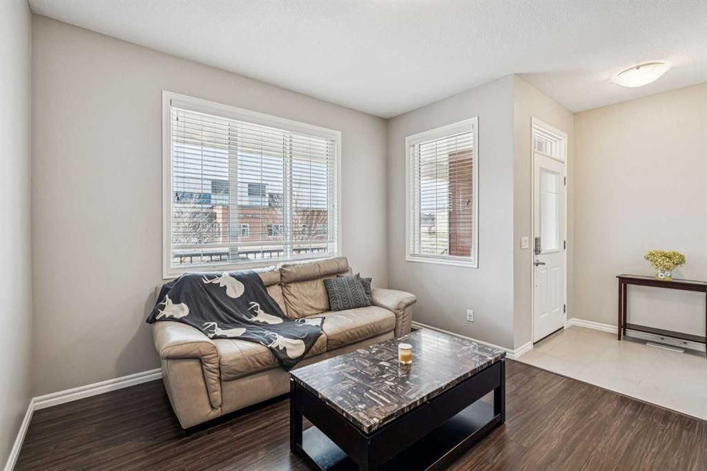 1565 Legacy Circle SE, Calgary — photo 3 of 34