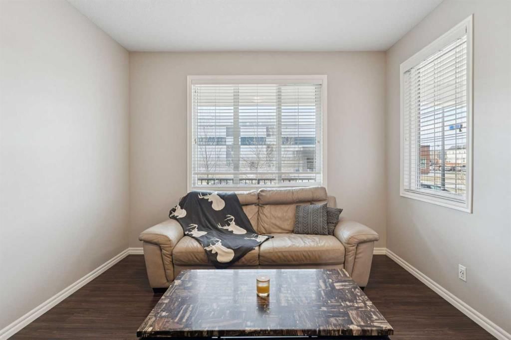 1565 Legacy Circle SE, Calgary — photo 4 of 34