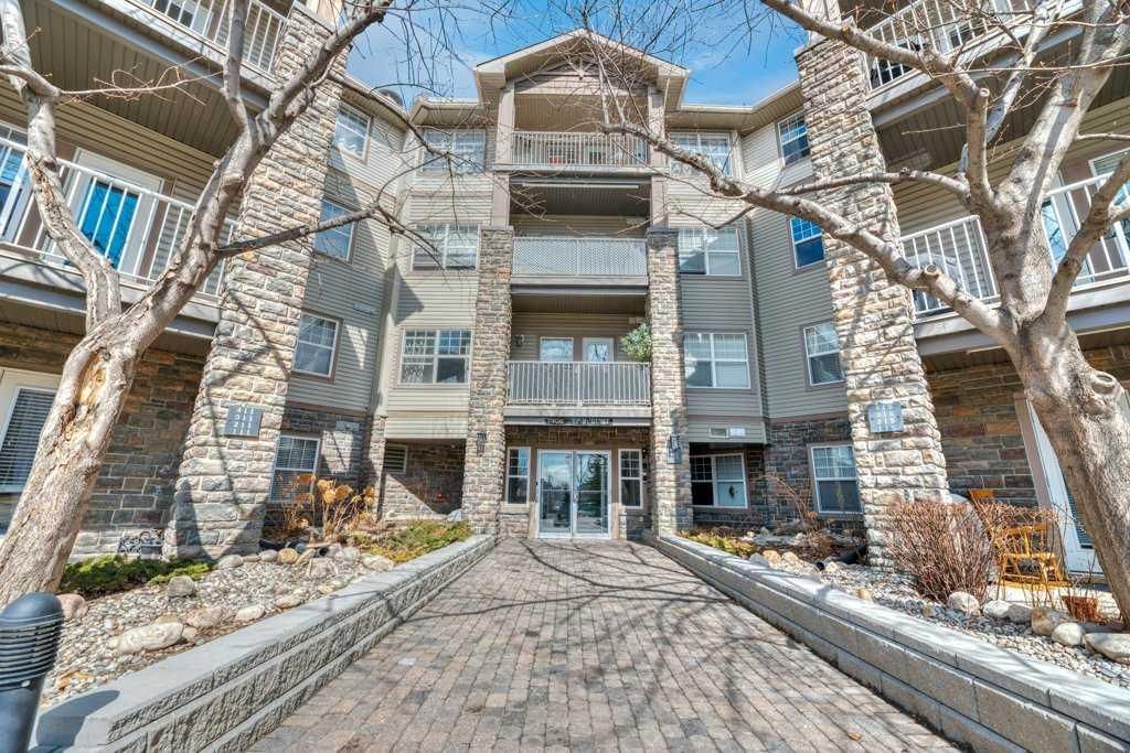 304, 1408 17 Street SE, Calgary — main listing photo