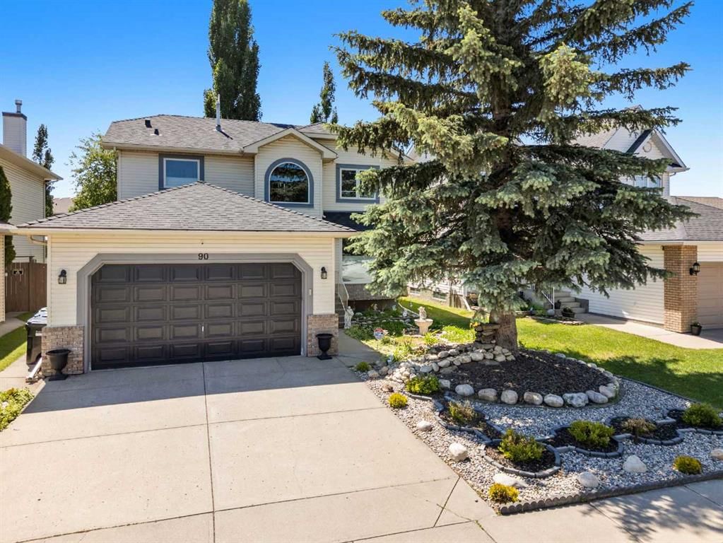 90 Riverview Circle SE, Calgary — main listing photo