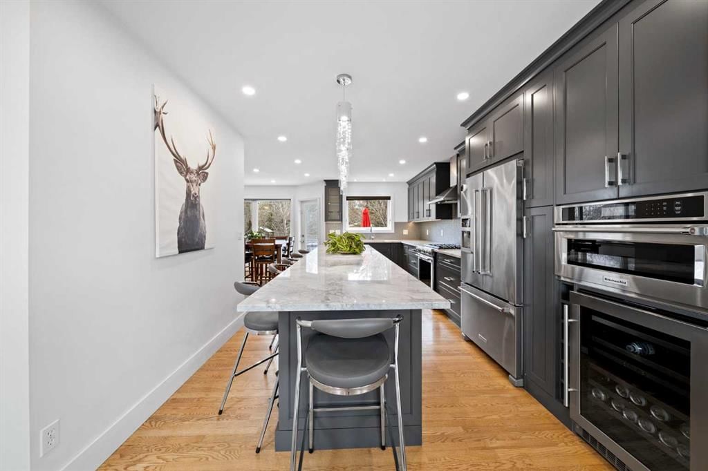 90 Riverview Circle SE, Calgary — photo 5 of 50
